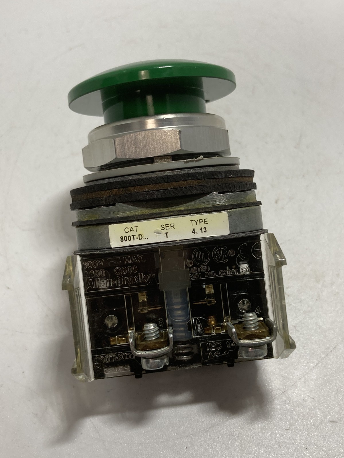ALLEN BRADLEY 800T-D1D1 PUSHBUTTON MUSHROOM GREEN 1NO SERIES T