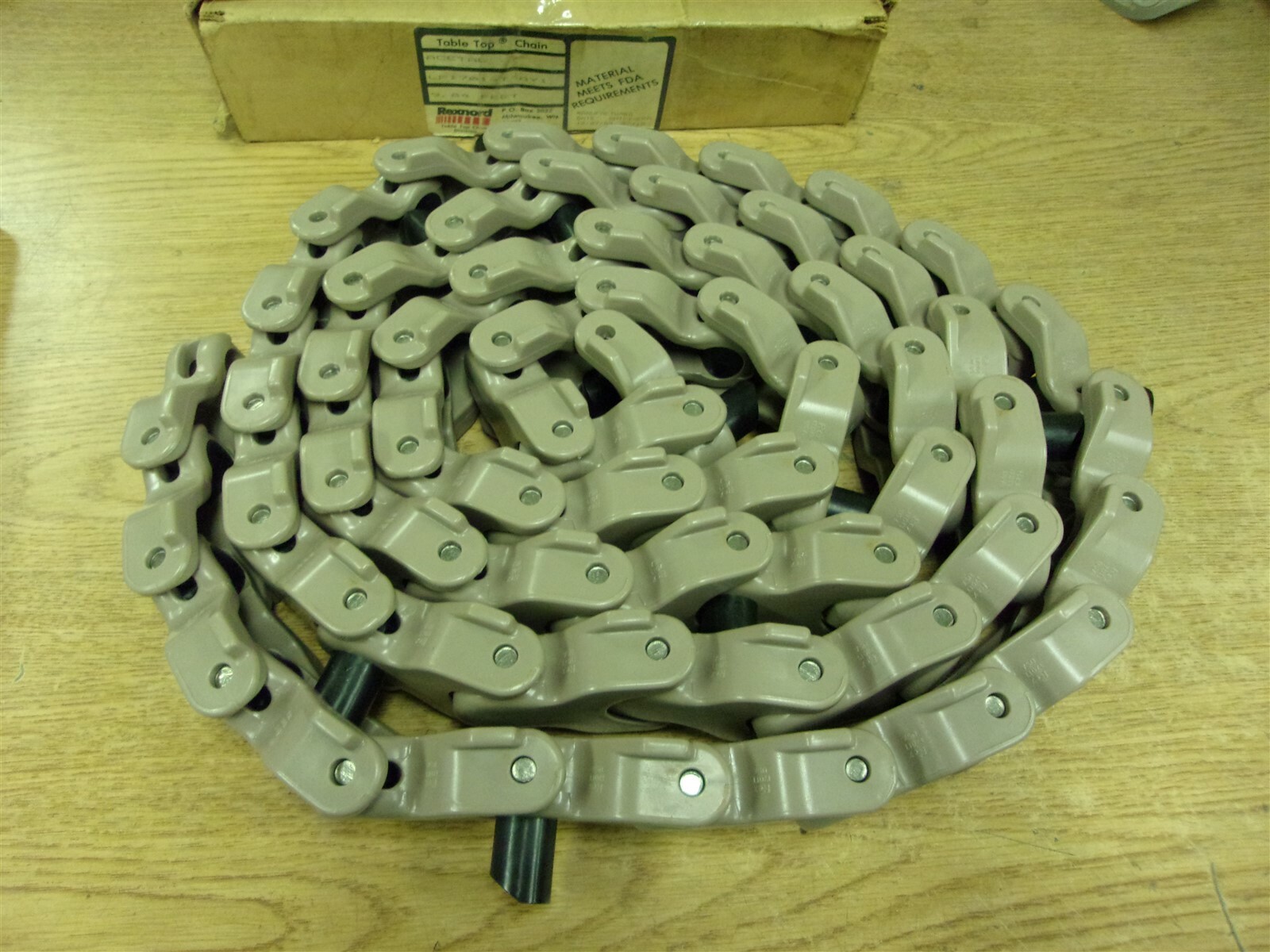 NEW Rexnord ACETAL LF1701-T-AY1 9.84 feet Table Top Chain *FREE SHIPPING*