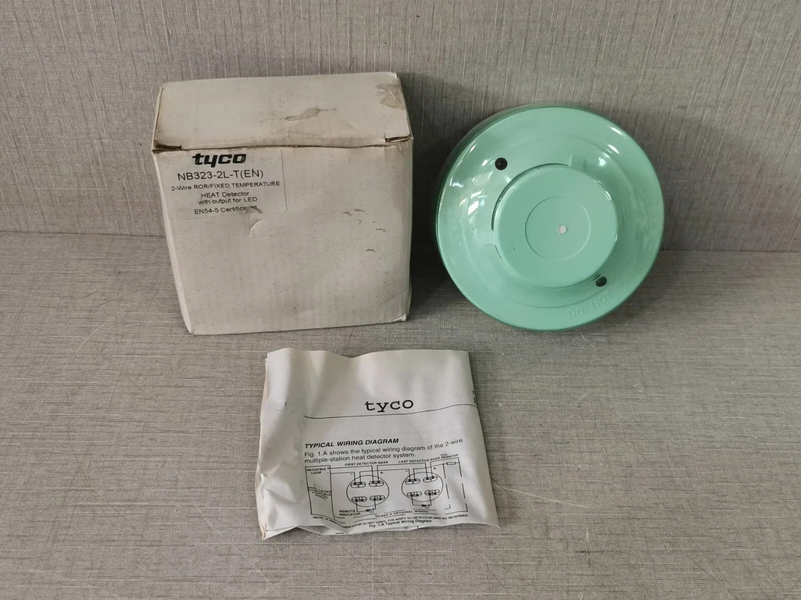 TYCO NB323-2L-T Heat Detector 2-Wire 24VDC ROR Fixed Temperature New OLD BOX