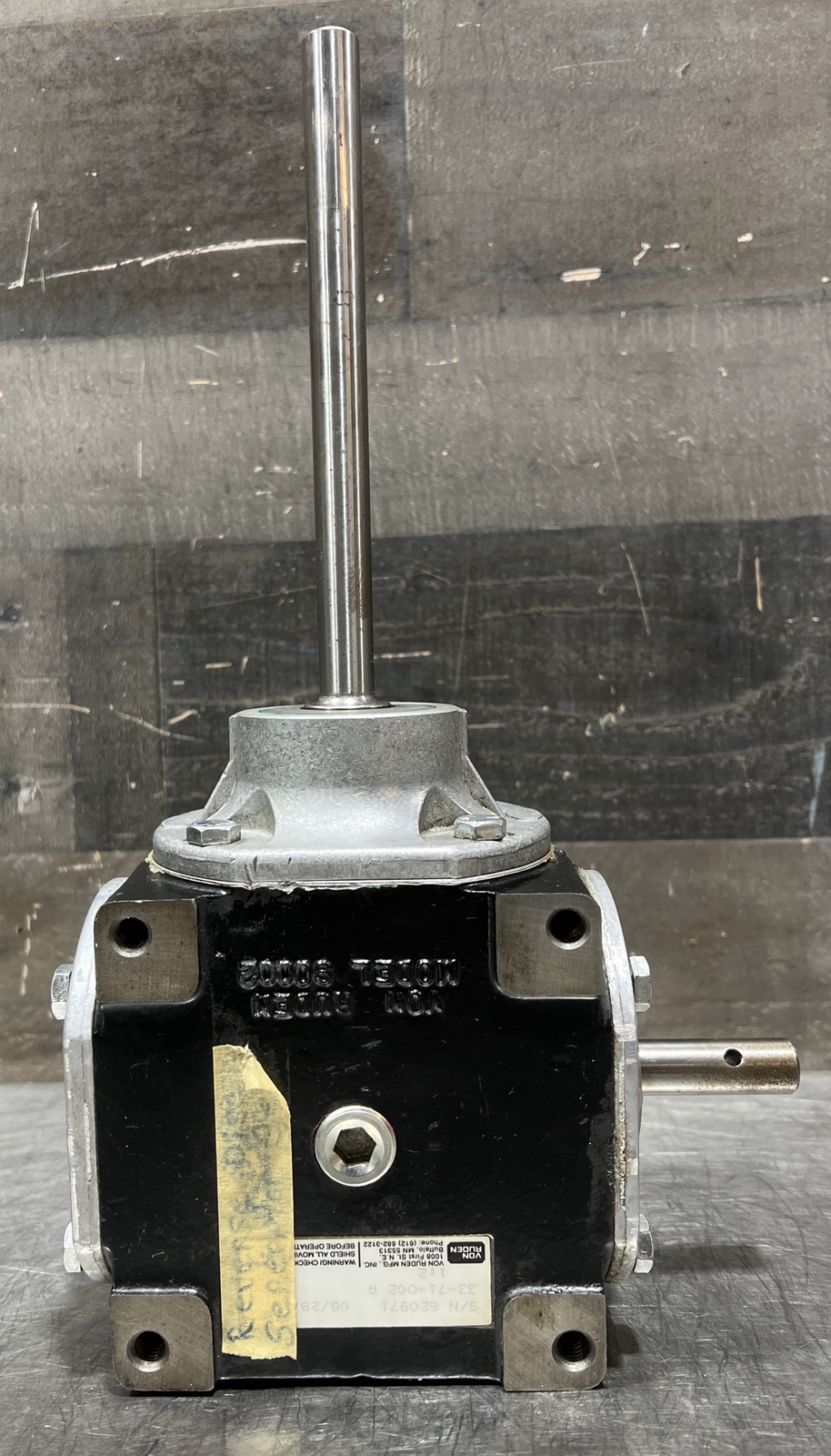 VON RUDEN Model 90002 GEAR REDUCER Used Surplus