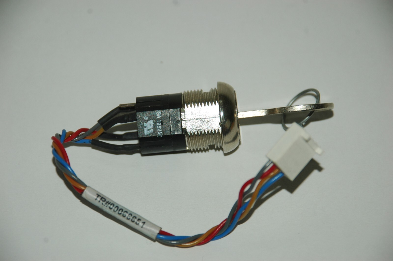 OSLO Key switch DPDT 2 position 8 Amp Used (RB3.4)
