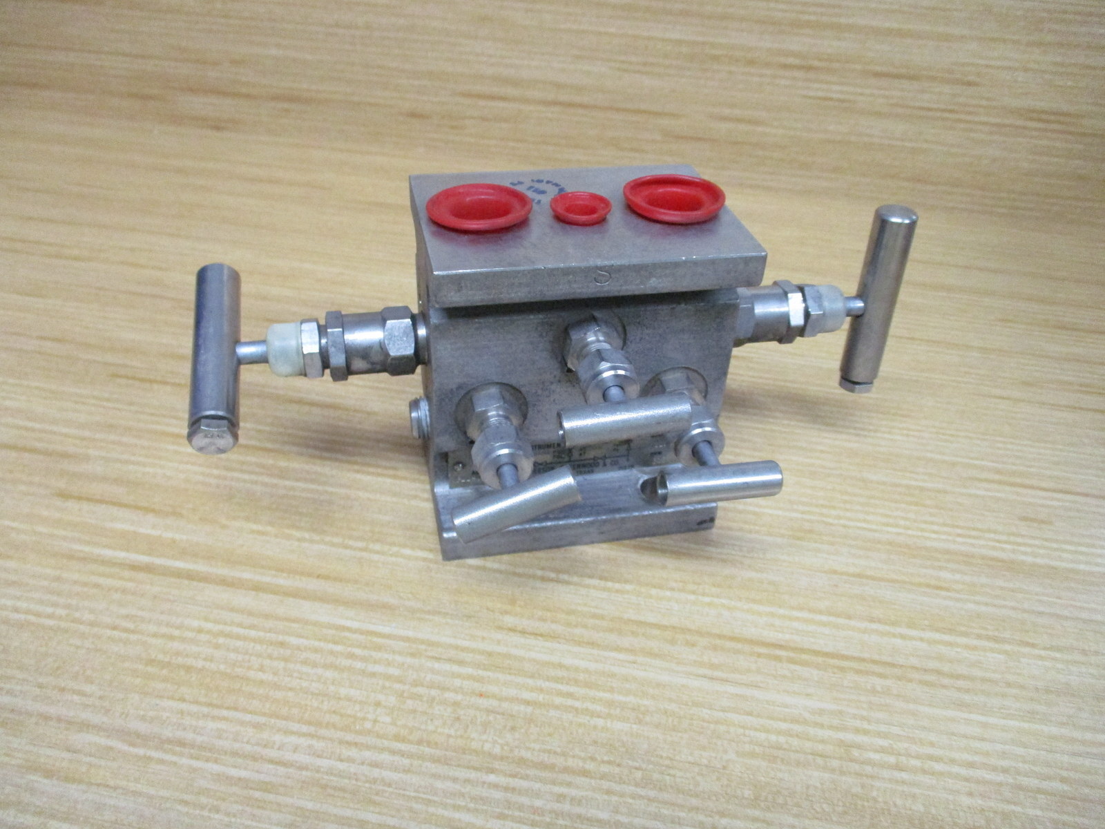 Anderson Greenwood M6TVDS-4 Intrument Manifold P11-0471-002