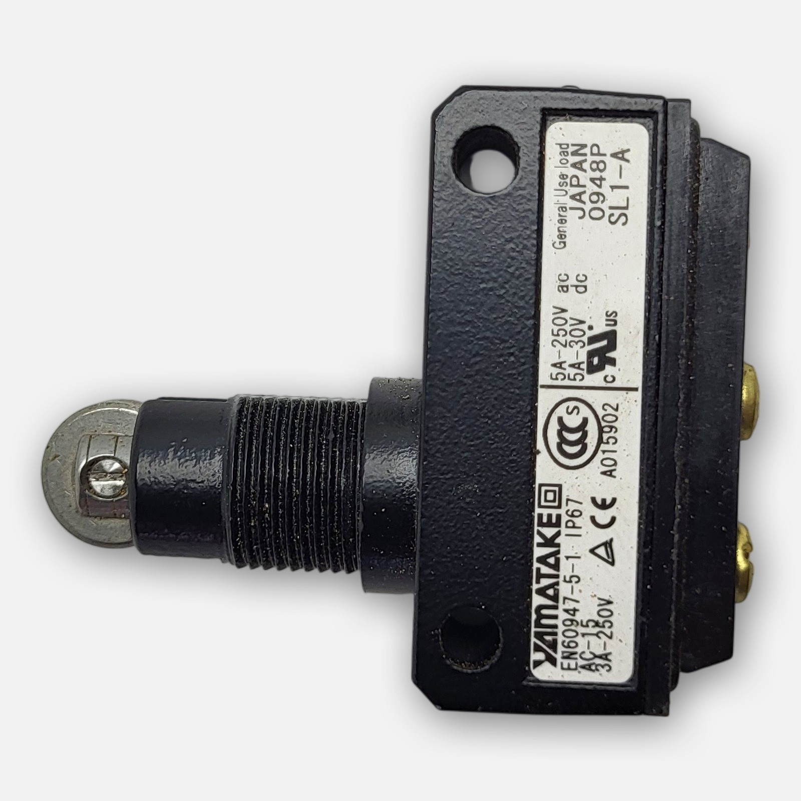 NEW YAMATAKE EN60947-5-1 LIMIT SWITCH 30A, 15AC, 250V