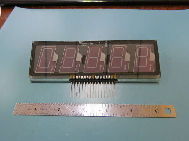 DALE/VISHAY PD-05D100-2 Qty of 1 per Lot 5 SEGMENT LCD DISPLAY