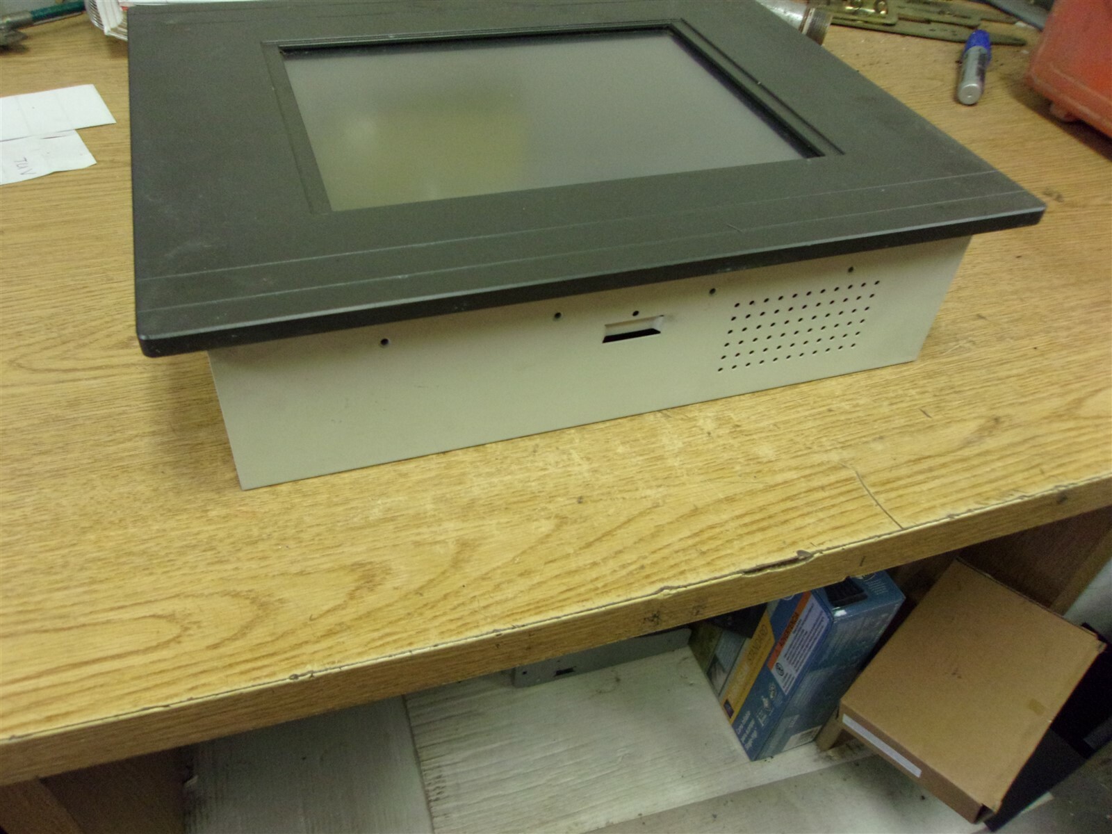 Window S XP Professional OEM Software Monitor E85-03013 X H8FD-PB9BG-J
