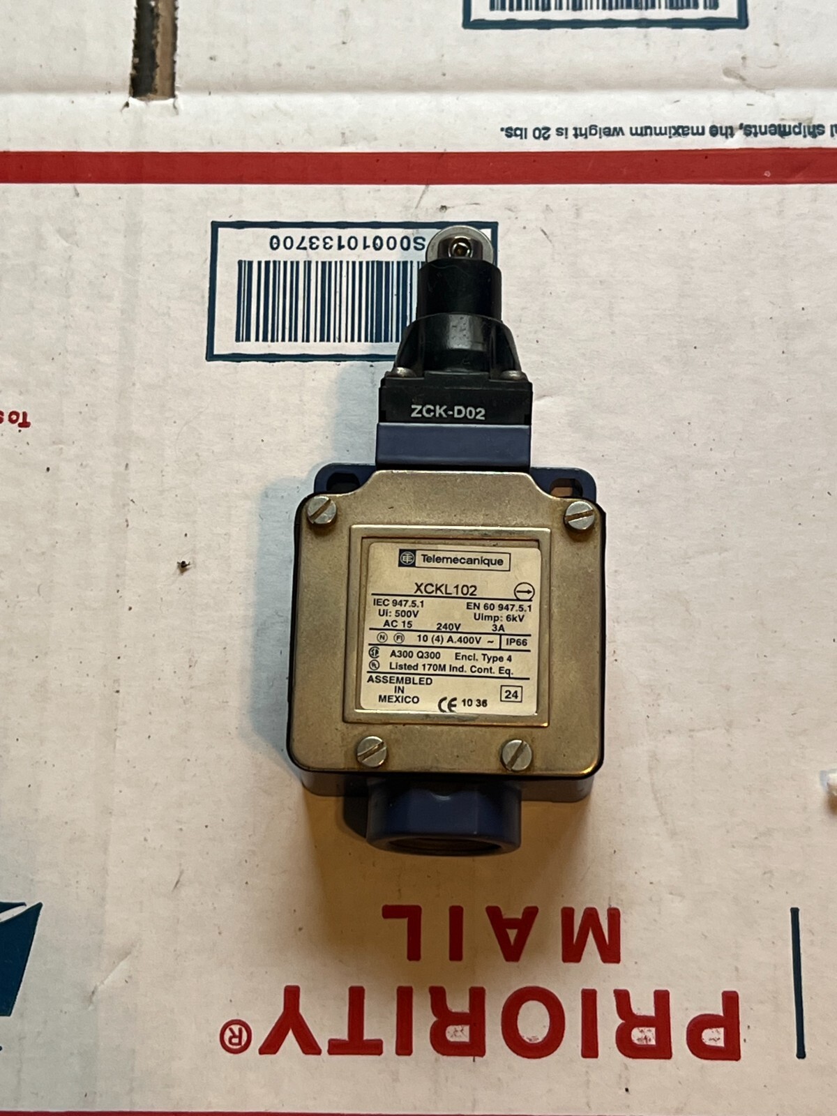 telemacanique xckl102 surplus no packaging