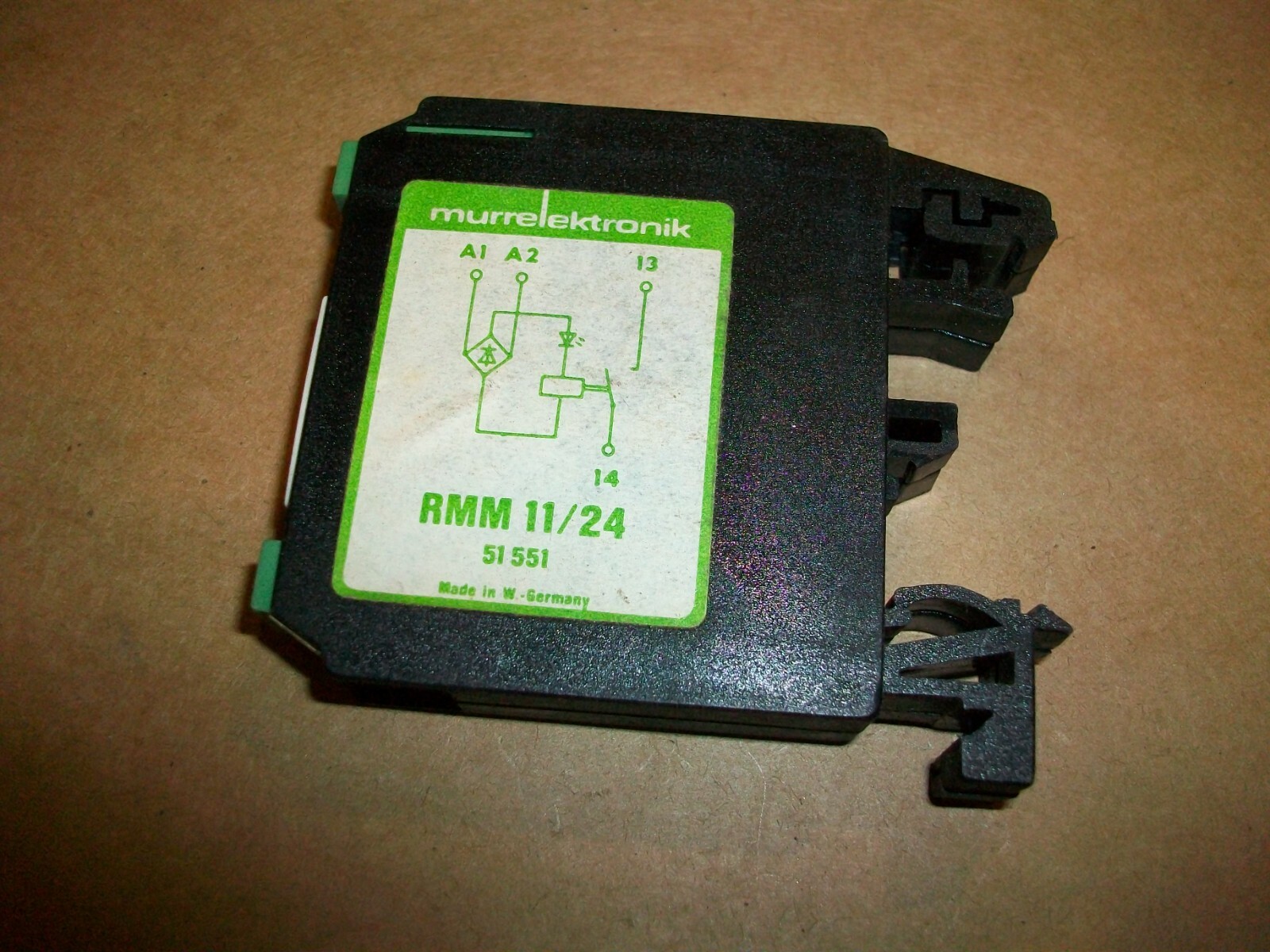 MURR ELEKTRONIK 51-551 RMM 11/24 AC OUTPUT RELAY 51551 USED