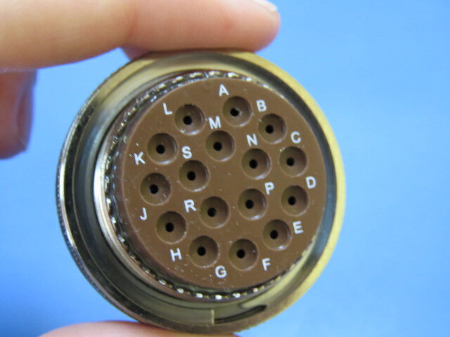 Amphenol MS27484T20B16S Qty of 1 per Lot Circular MIL Spec Connector 16P SZ 20