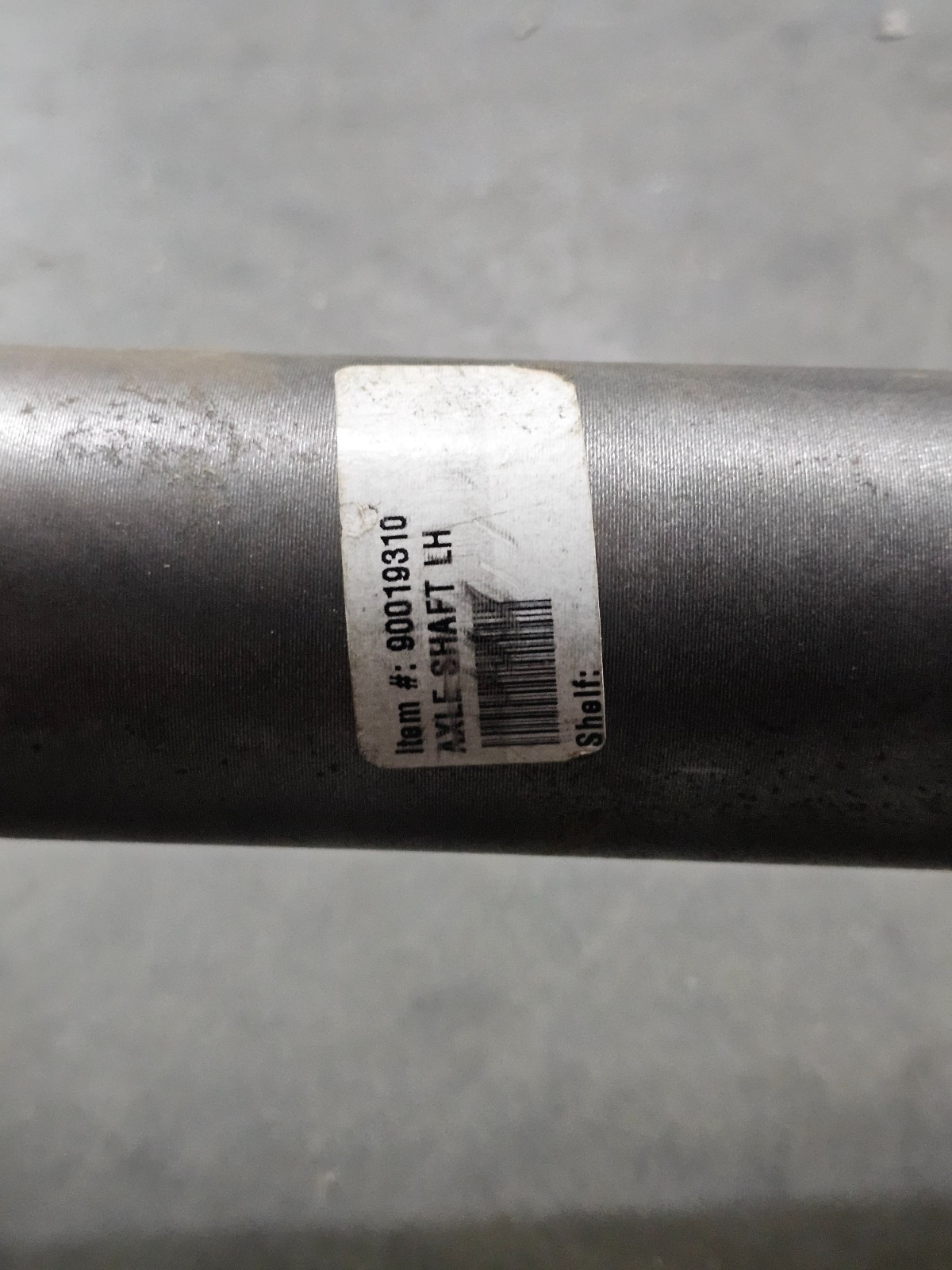 Meritor B110-9 41-inch Axle Shaft Y8683 043 SIlver, 8-Bolt Hole Steel