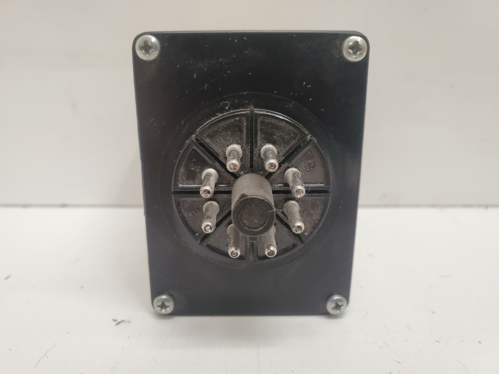 GUARANTEED! ABSOLUTE PROCESS 115VAC WIDE RANGING DC/DC ISOLATOR API-4380-G