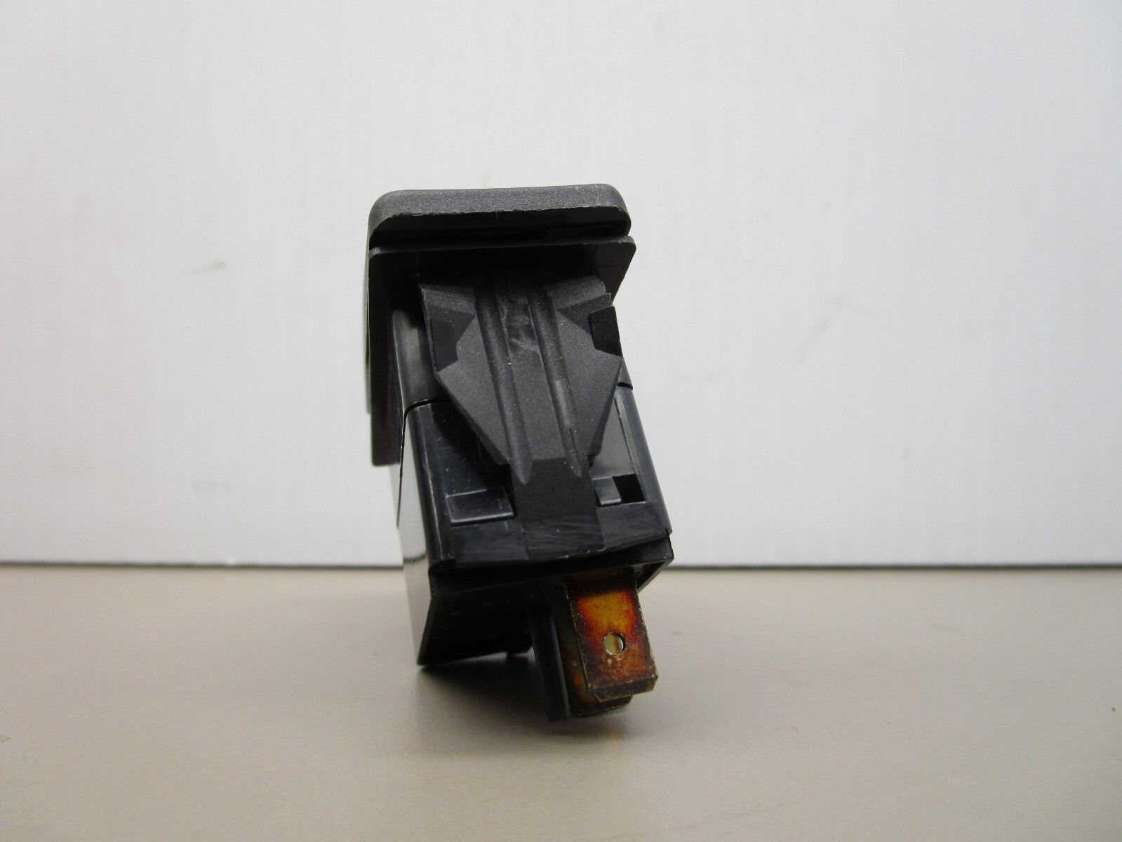 Carling V2B1 Rocker Switch “Hill Holder” 2-Pole On-Off