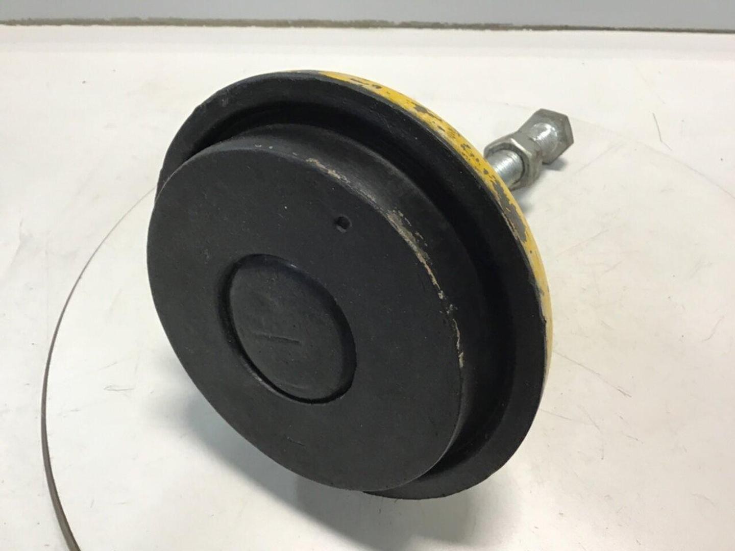 BARRY CONTROLS Leveling Mount Pad 6 INCH LM5B Used #122632