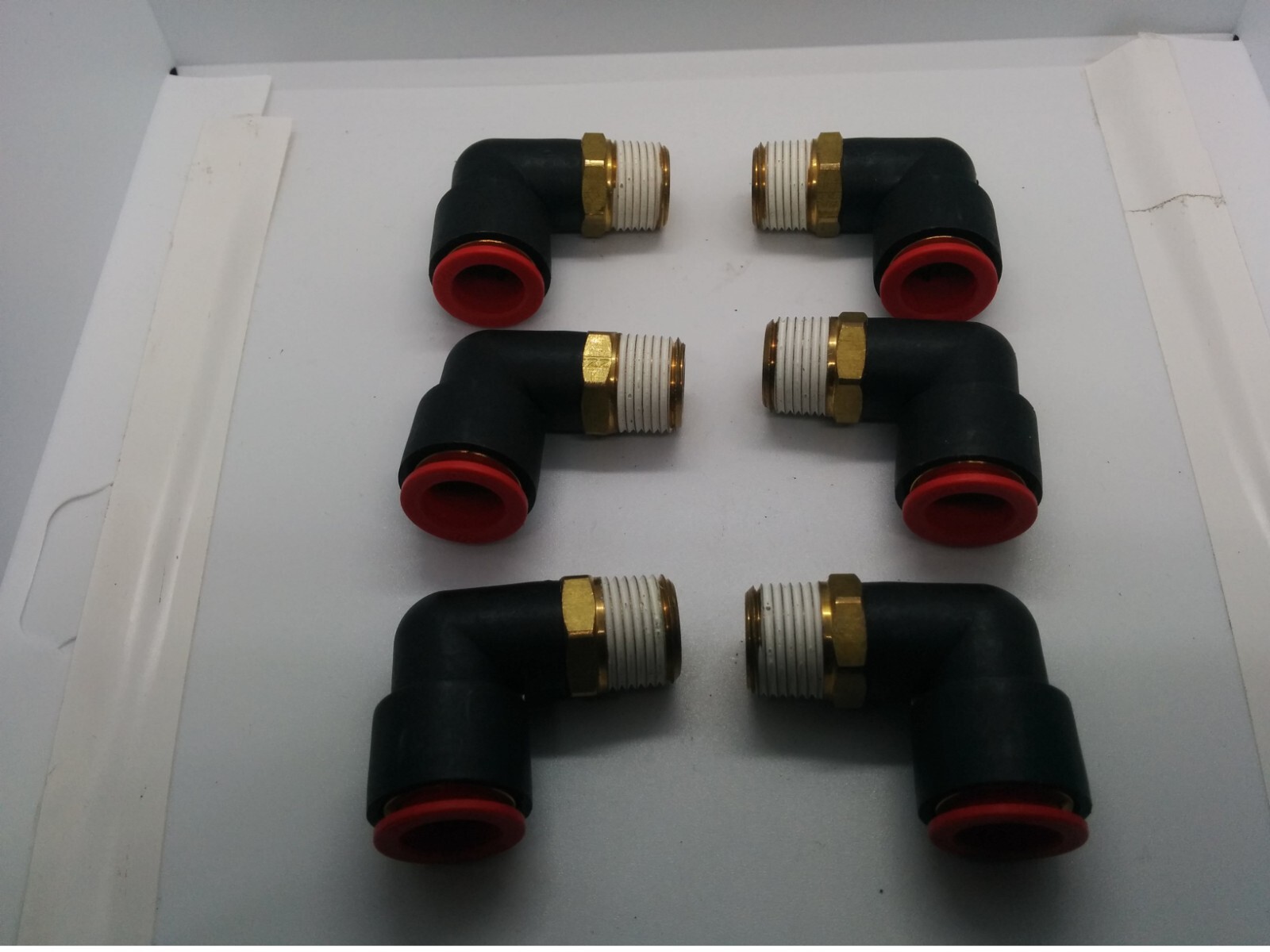 SMC UNION ELBOW FITTING, 1/2″ TUBE, 90° 3/8″ NPT, MALE (LOT OF 6)