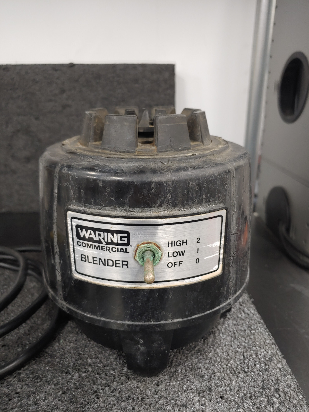 WARING COMMERCIAL BLENDER HGBPBKS6 HGB150 No Jar No Lid Base Only