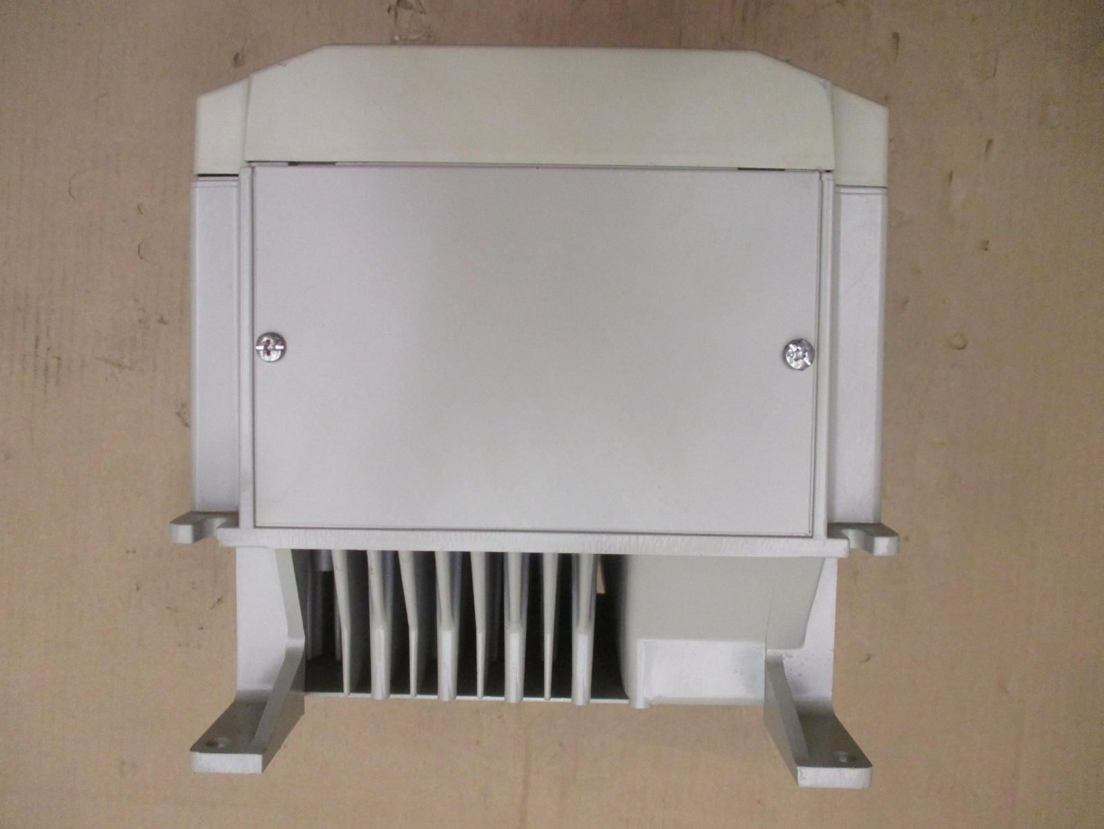 EMS Model G3U-25P5+ Input 190-230VAC Output 24.0/27.0 Amps 52694NADC