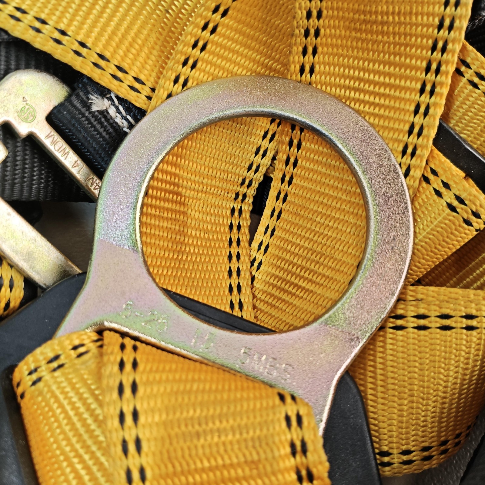 FallTech Safety Full Body Harness Universal Size Yellow Black W Lanyard Kit