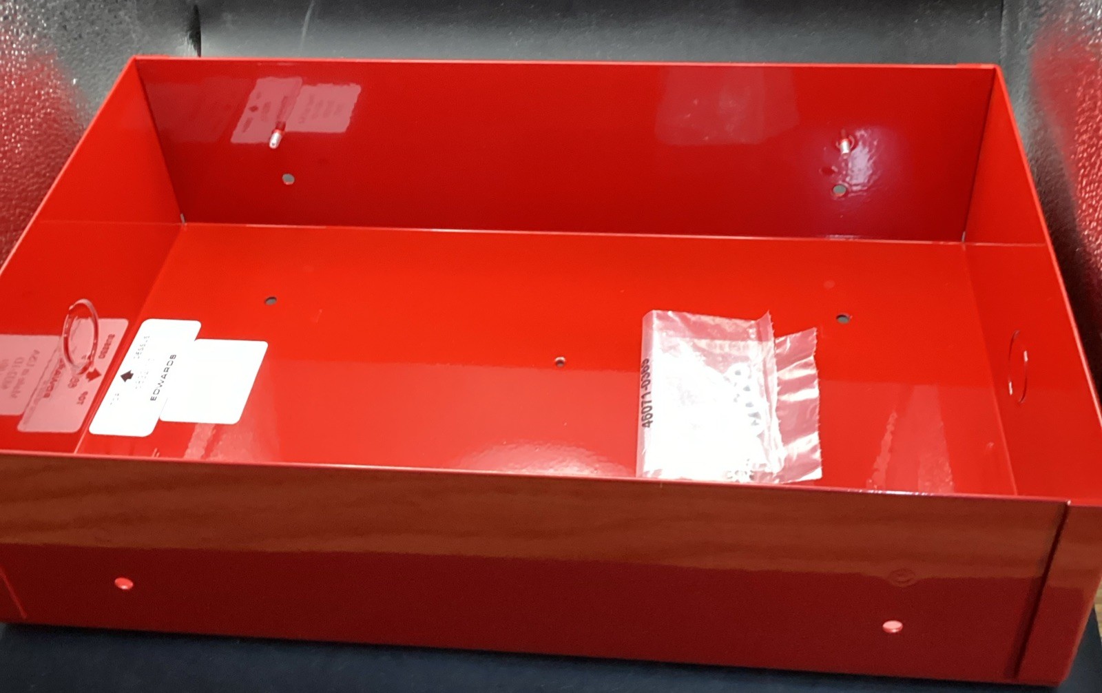 6832-1D EST Back Box Red ⚪️