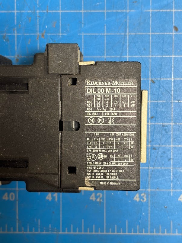 Moeller 20A 3P 250VDC Contactor DIL00M-10
