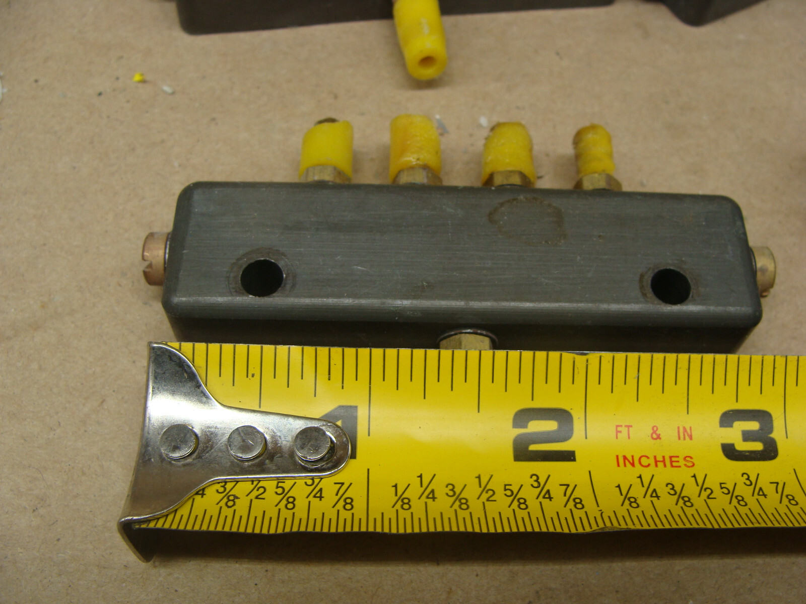 4 PORT MANIFOLD — LOT OF 2