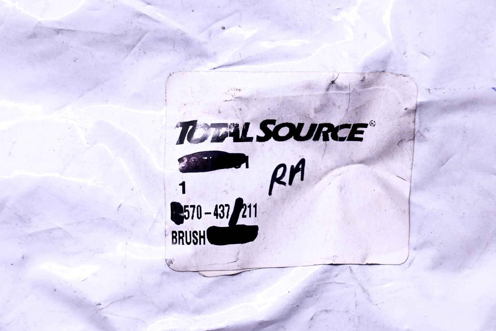 Total Source 570-437-211, RA570-437-211 Brush fits Raymond NOS