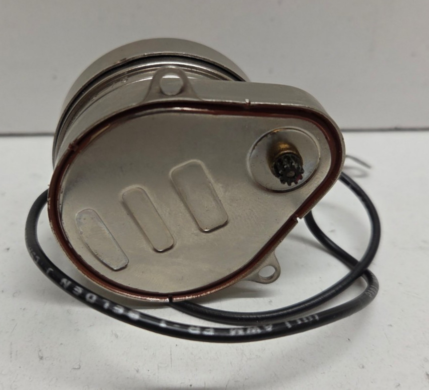 NEW NO BOX! SYNCHRON 115/120V 24HR 3W 4RPH CHART DRIVE MOTOR M132NC