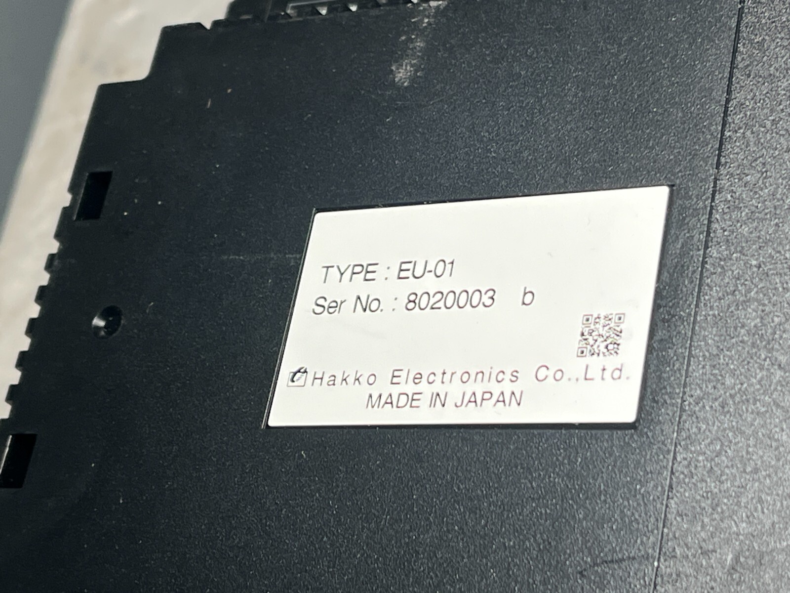Fuji Electric MONITOUCH V708iSD Hakko Electronics 24VDC 1.0A WITH EU-01 HAKKO