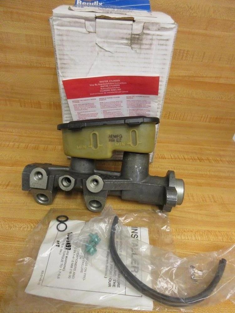 Bendix R11925 Master Brake Cylinder 10-1925