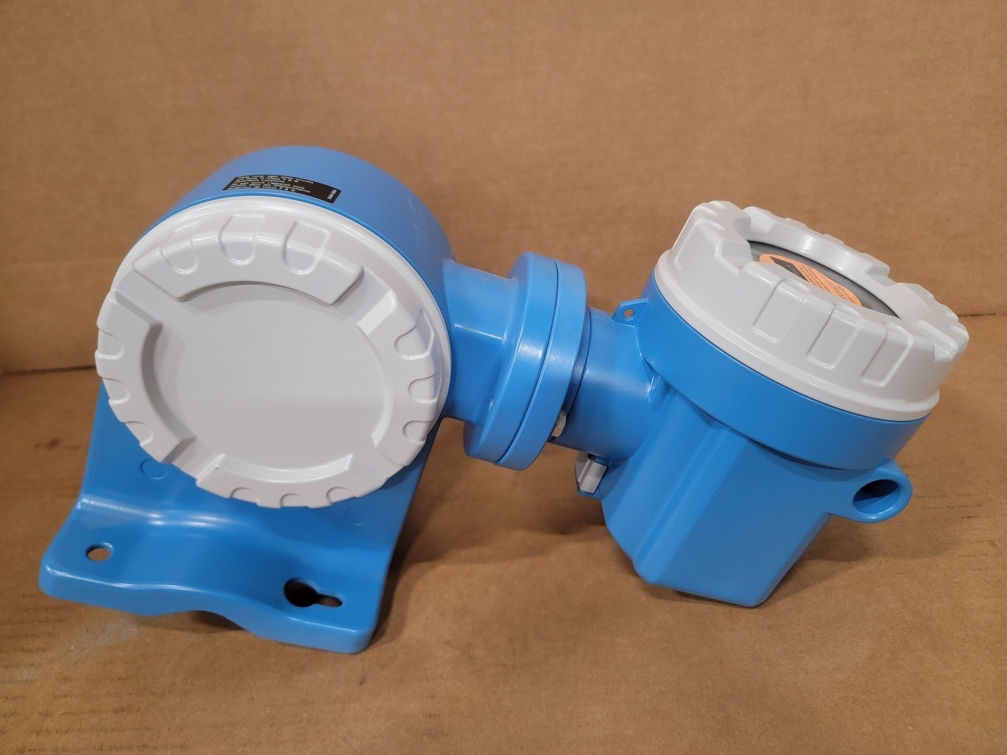 SURPLUS NEW ENDRESS+HAUSER 72FRF 72FRF-SL1DA5NFB4AW Vortex Flowmeter, E+H
