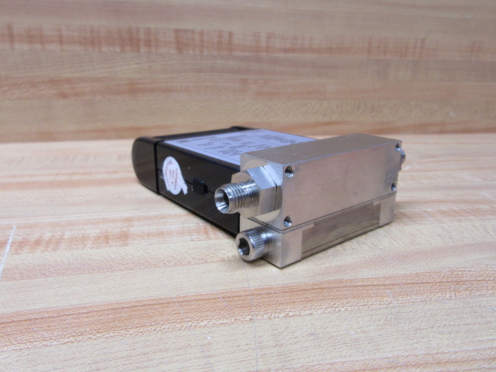 Sierra 822S-L-2-OV1-PV1-V1-HP/SCR #2700 Mass Flow Meter 0-50 SCCM 115 VDC