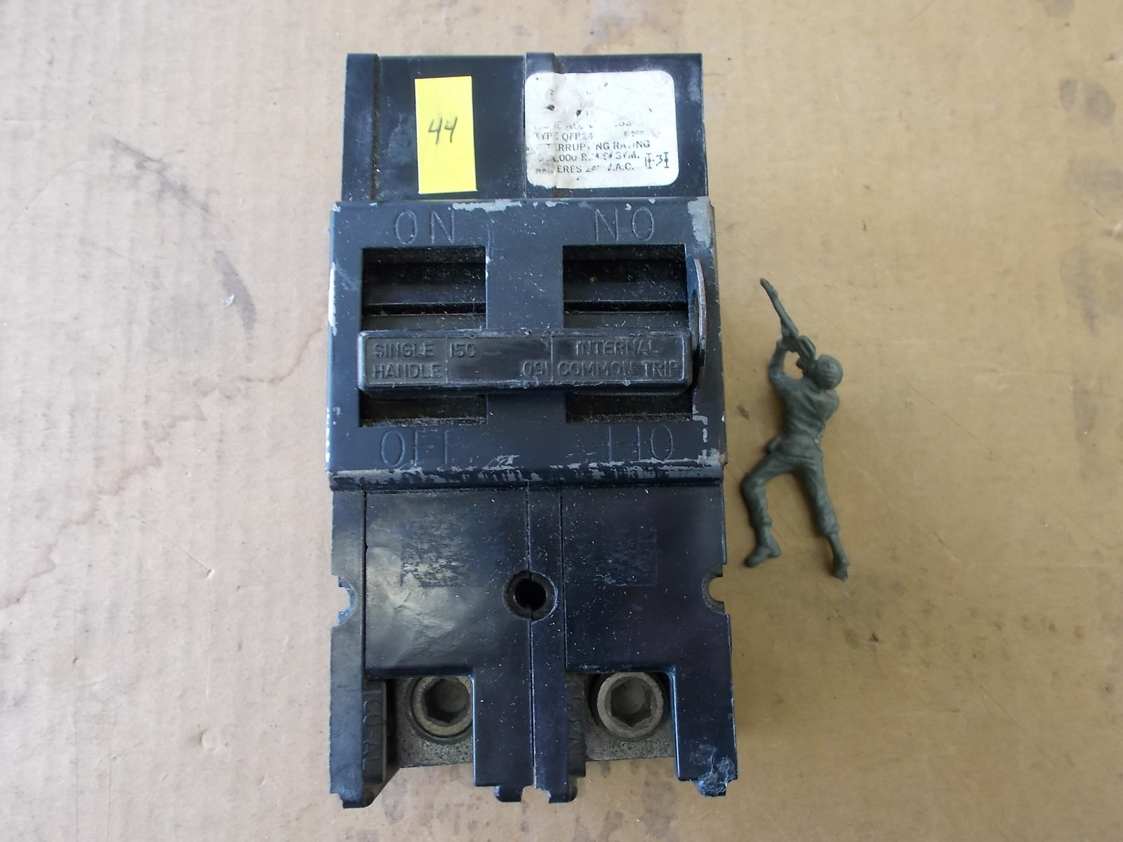 GTE Sylvania 2-Pole 150A Circuit Breaker *FREE SHIPPING*