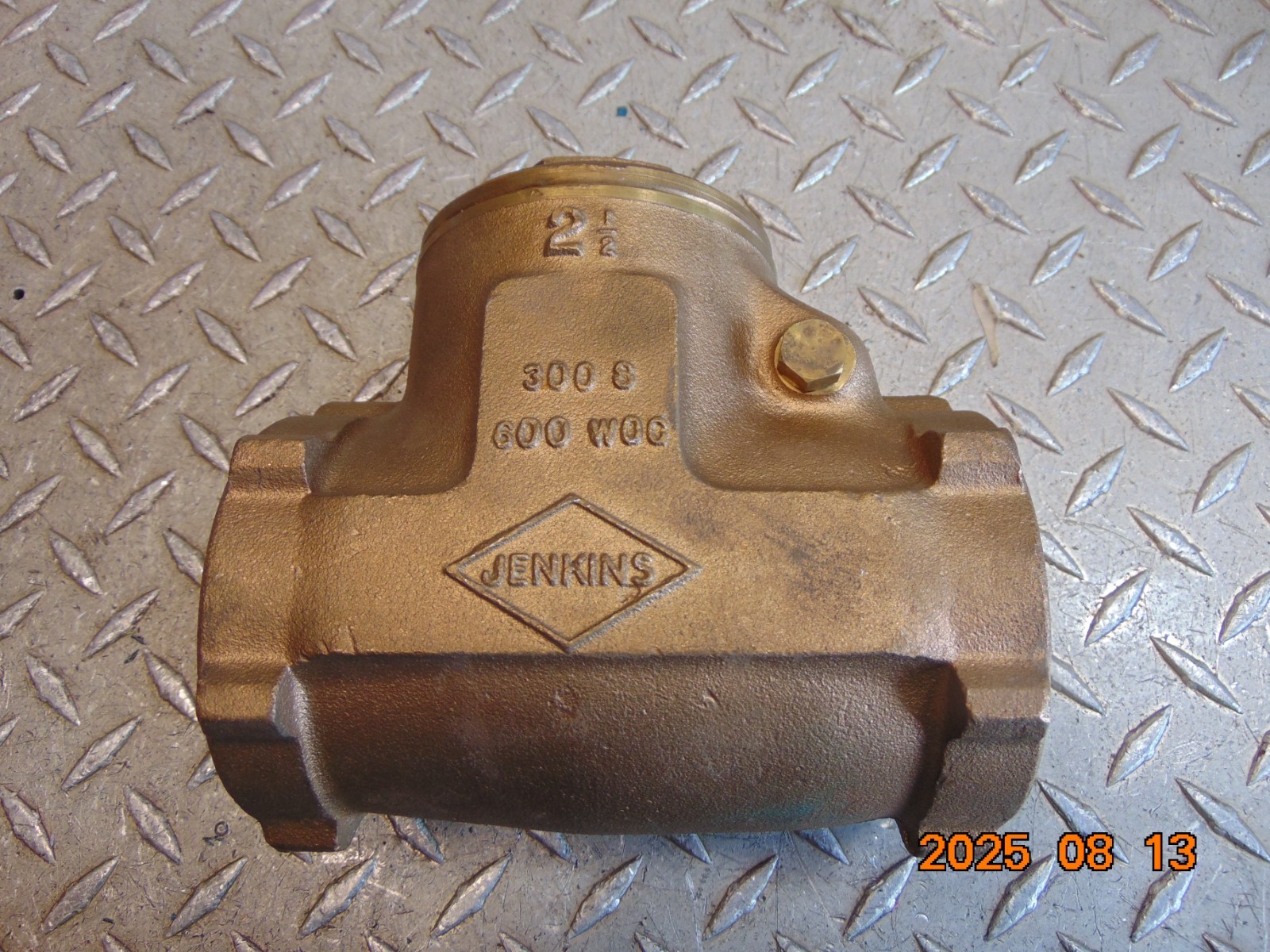 JENKINS SWING CHECK VALVE 2-1/2″ FIG. 4962 600WOG THREADED