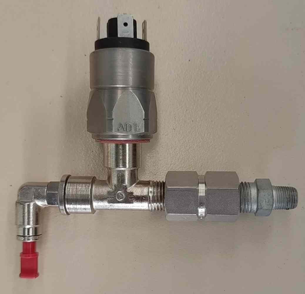 SUCO 0180-45703-1-003 Mechanical Diaphragm Pressure Switch As Shown