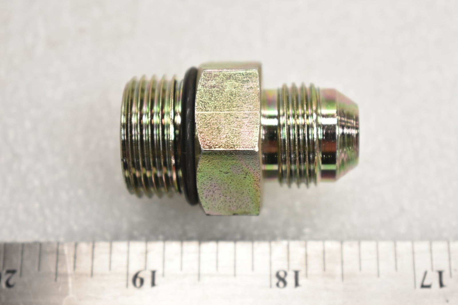 LOT OF (4) 6400-08-10-O-BB Straight Adapter – 1/2″ Male JIC 37° Flare x 5/8″
