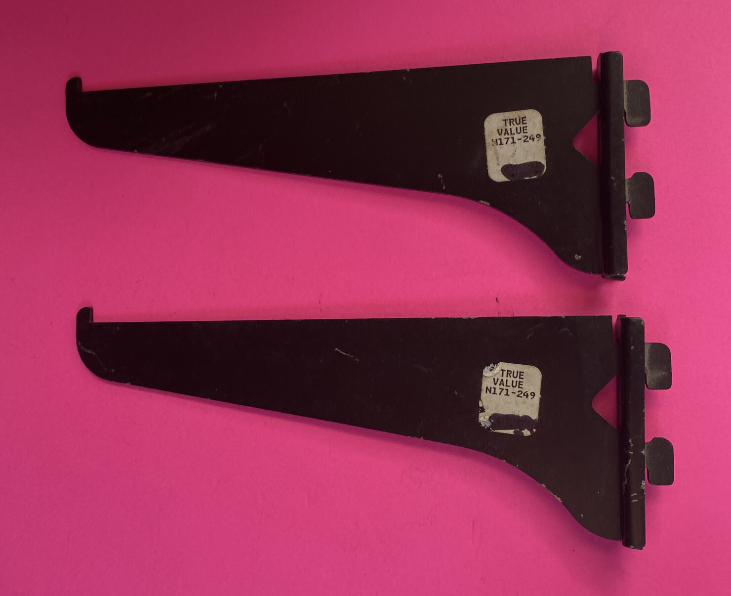 *USED* N171-249-6 1/2″-SHELF BRACKETS (LOT OF 2)-FREE SHIPPING*