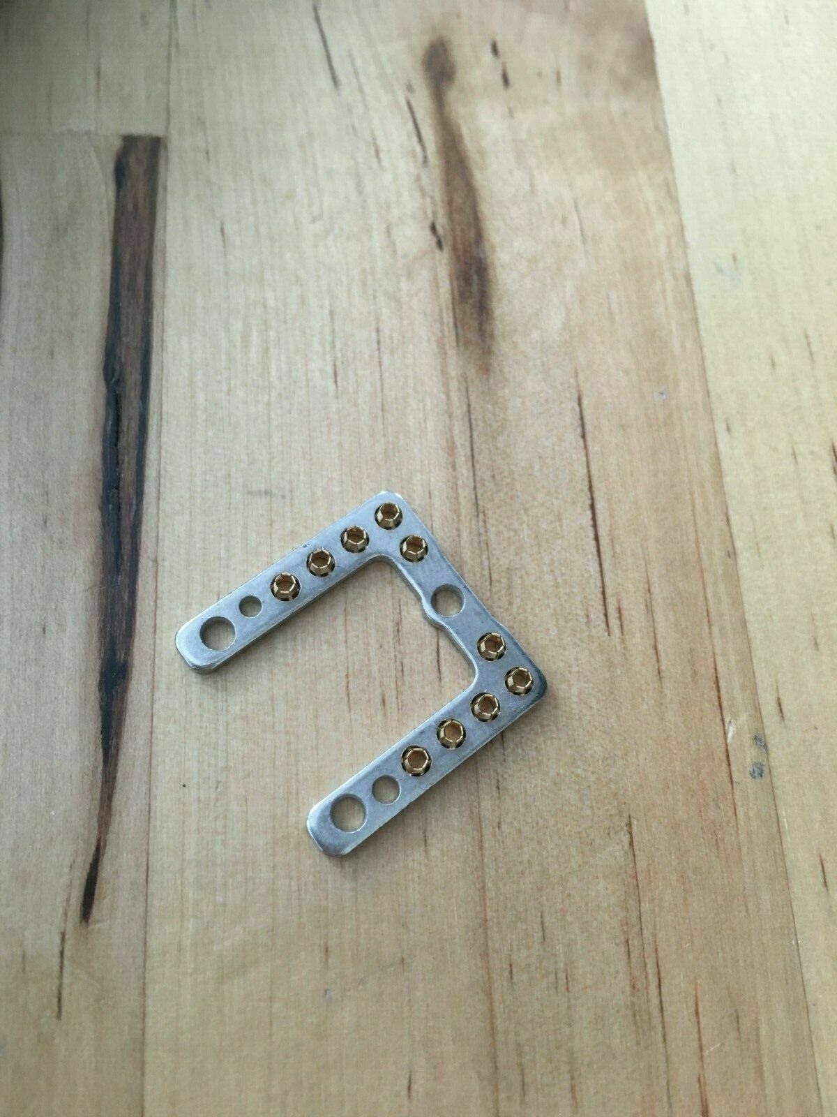 Qty. 115 Radiall Intermediate Plate Grounding Connector 87411098 1-4-0556-24001