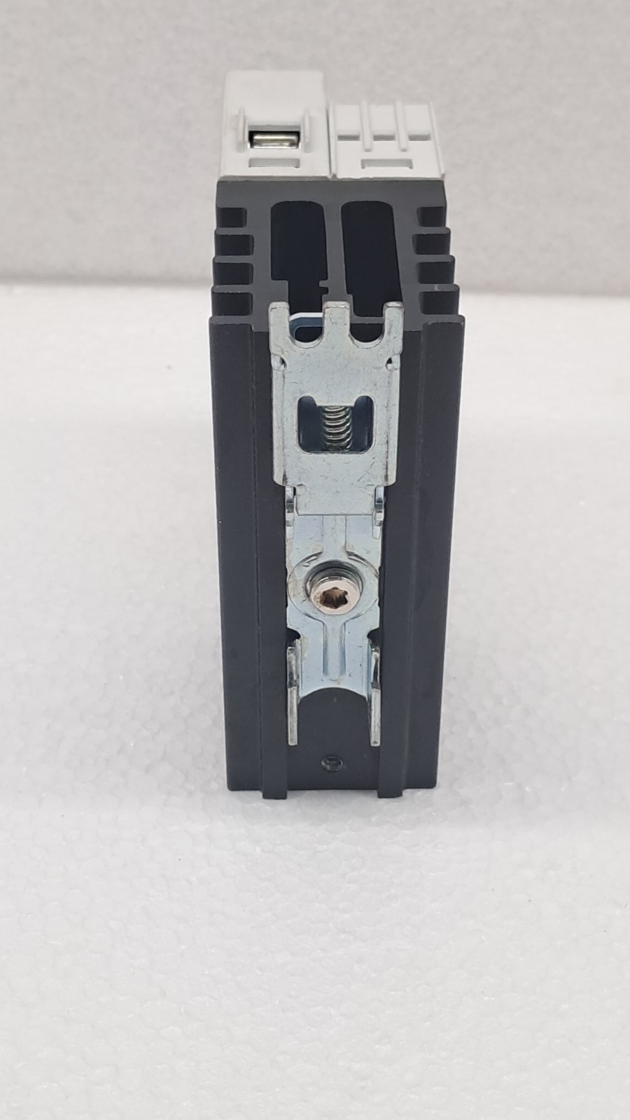 New Like Carlo Gavazzi RGC1P23V42ED Contactor Relay Solid State