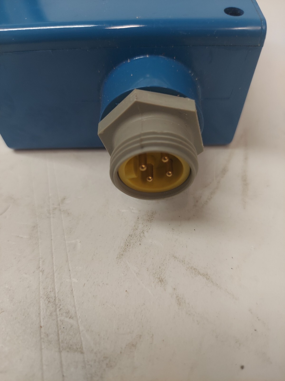 SM553A-100 HYDE PARK SUPERPROX ULTRASONIC PROXIMITY SENSOR+12 TO 24DVC New 2 AVA