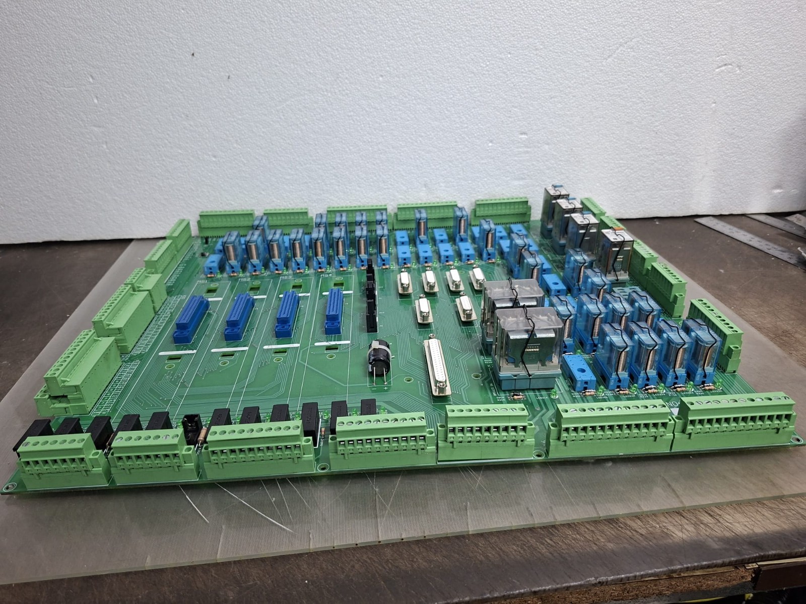YCM 504-E04-IR02 USED
