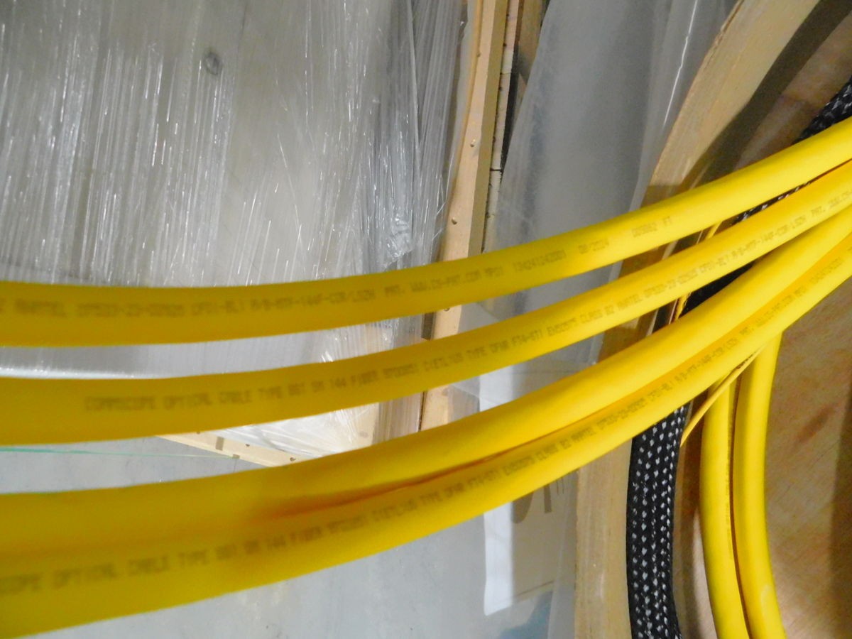 COMMSCOPE UJGQPQPTM-JFK315 FIBER TRUNK CABLE ASSEMBLY 144-FIBER SINGLE MODE 315F