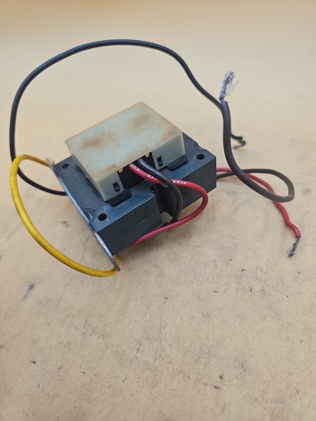 Carrier HT01BD459 Transformer. 4000-10E0726