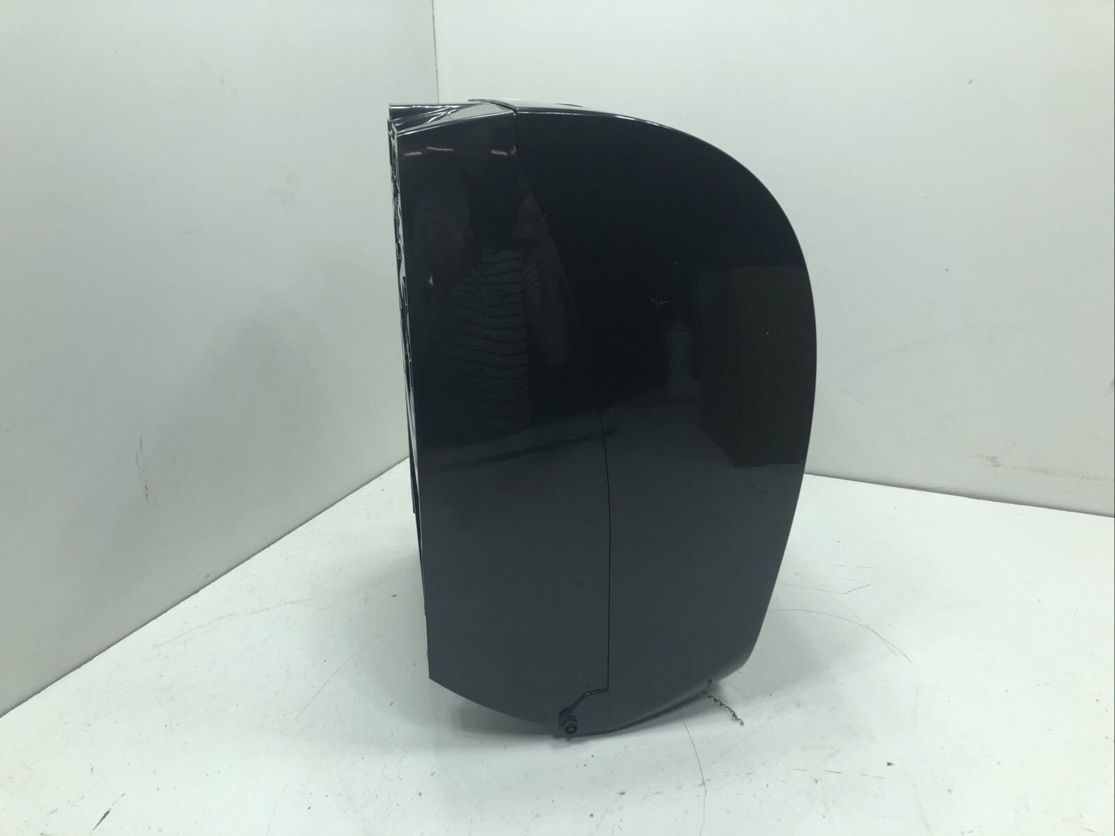 VonDrehle 8864 Auto-Cut Towel Dispensers