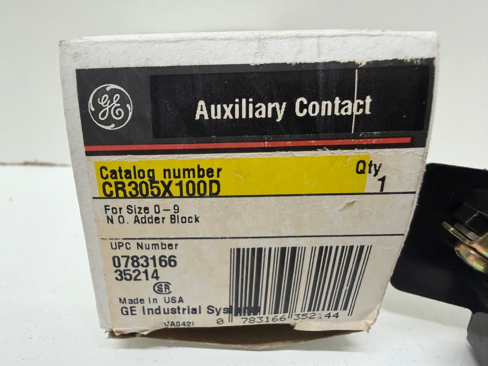 NEW IN BOX! GE GENERAL ELECTRIC AUXILIARY CONTACT CR305X100D