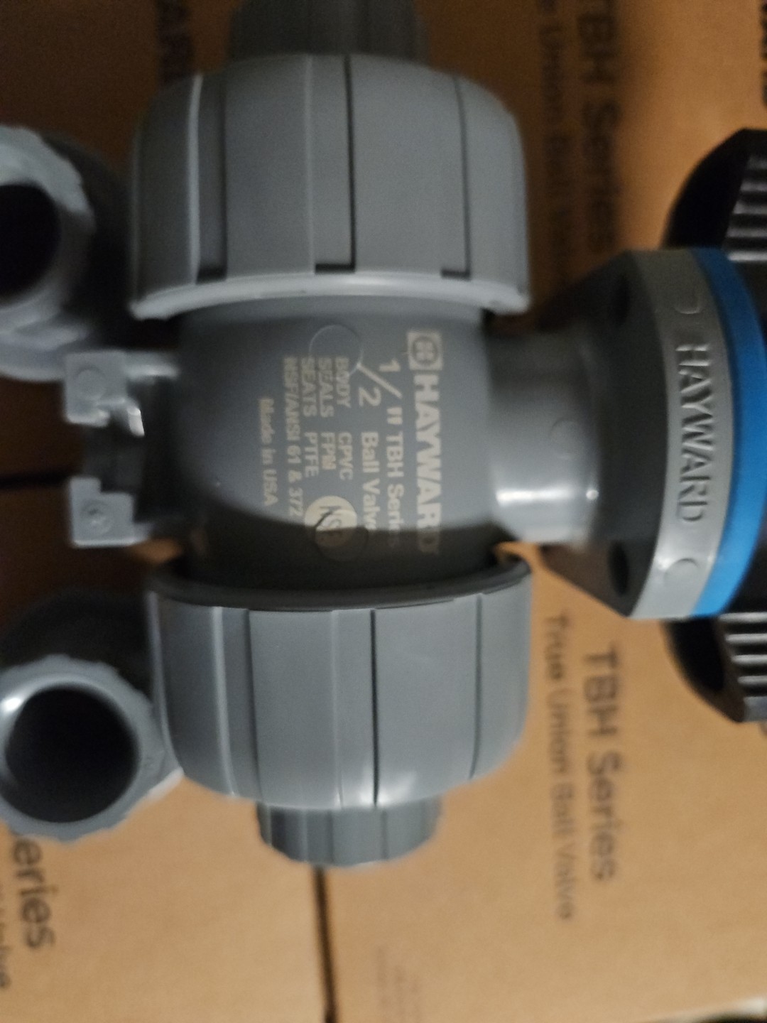 HAYWARD FLOW CONTROL TBH2050ASTV0Z00 Manual 2-Way Ball Valve,CPVC,w/z-ball