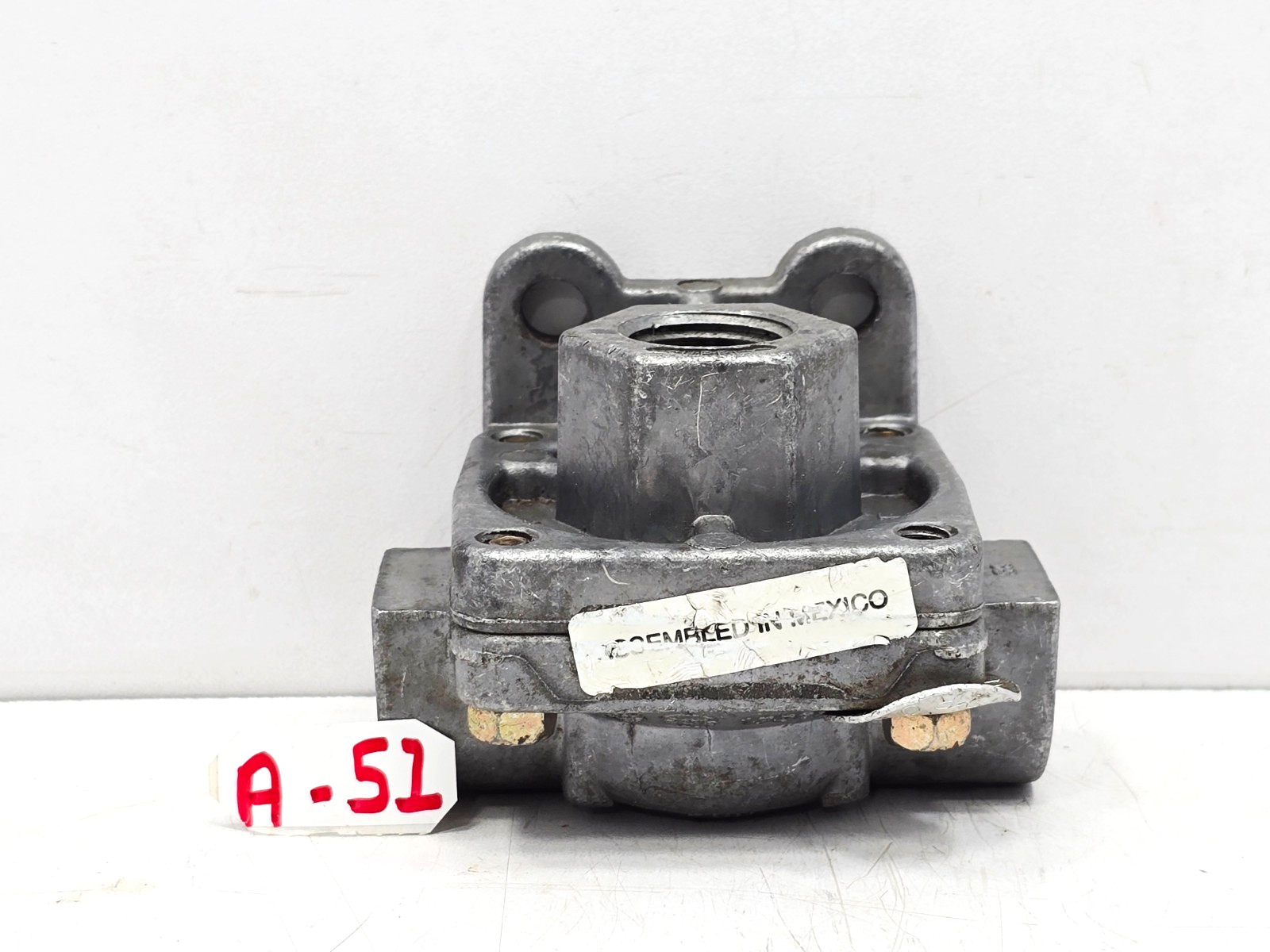 BENDIX T-240004-D QUICK RELEASE VALVE