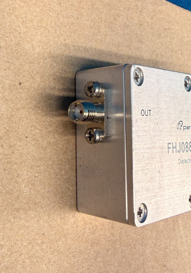 RF Dielectric Bandpass Filter SMA Female Telecom DAS Filter PatrOn FHJ0882HKA