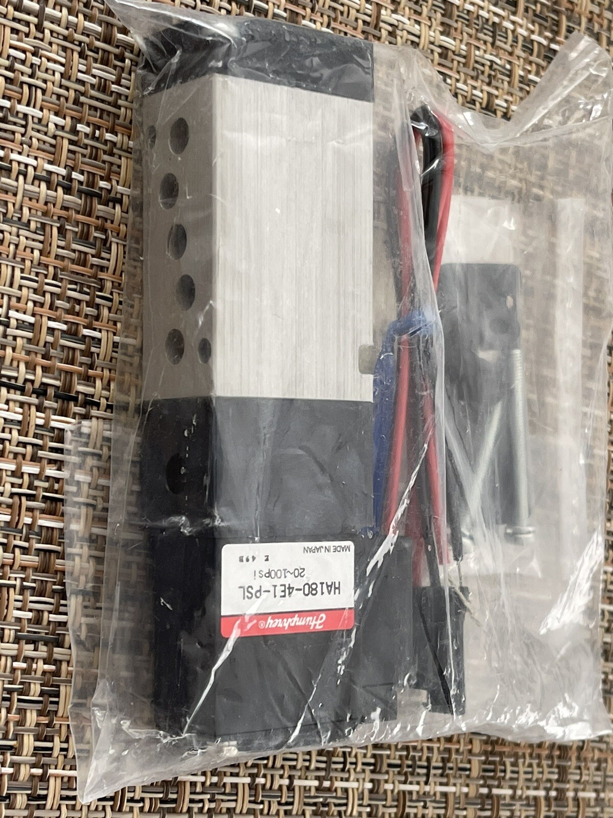 NEW, HUMPHREY HA180-4E1-PSL