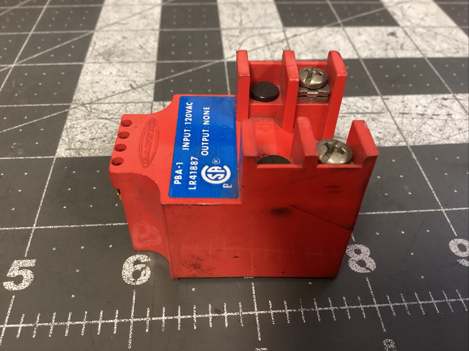 Banner PBA LR41887 Input:120v Output:100Vac (LPW117G)