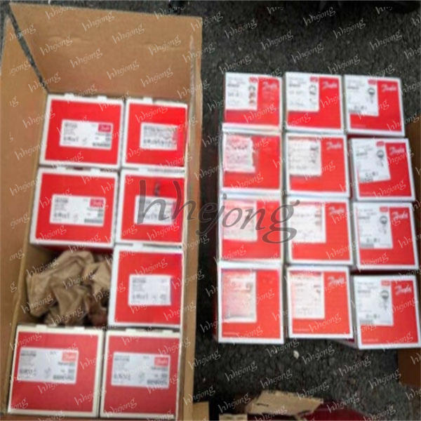 ONE Danfoss MBS1600 063G2806 Pressure Transmitter Sensor NEW