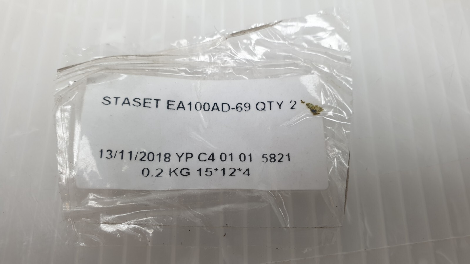 2pcs UE Staset EA100AD-69 United Electric Controls Solid State Pressure Switch