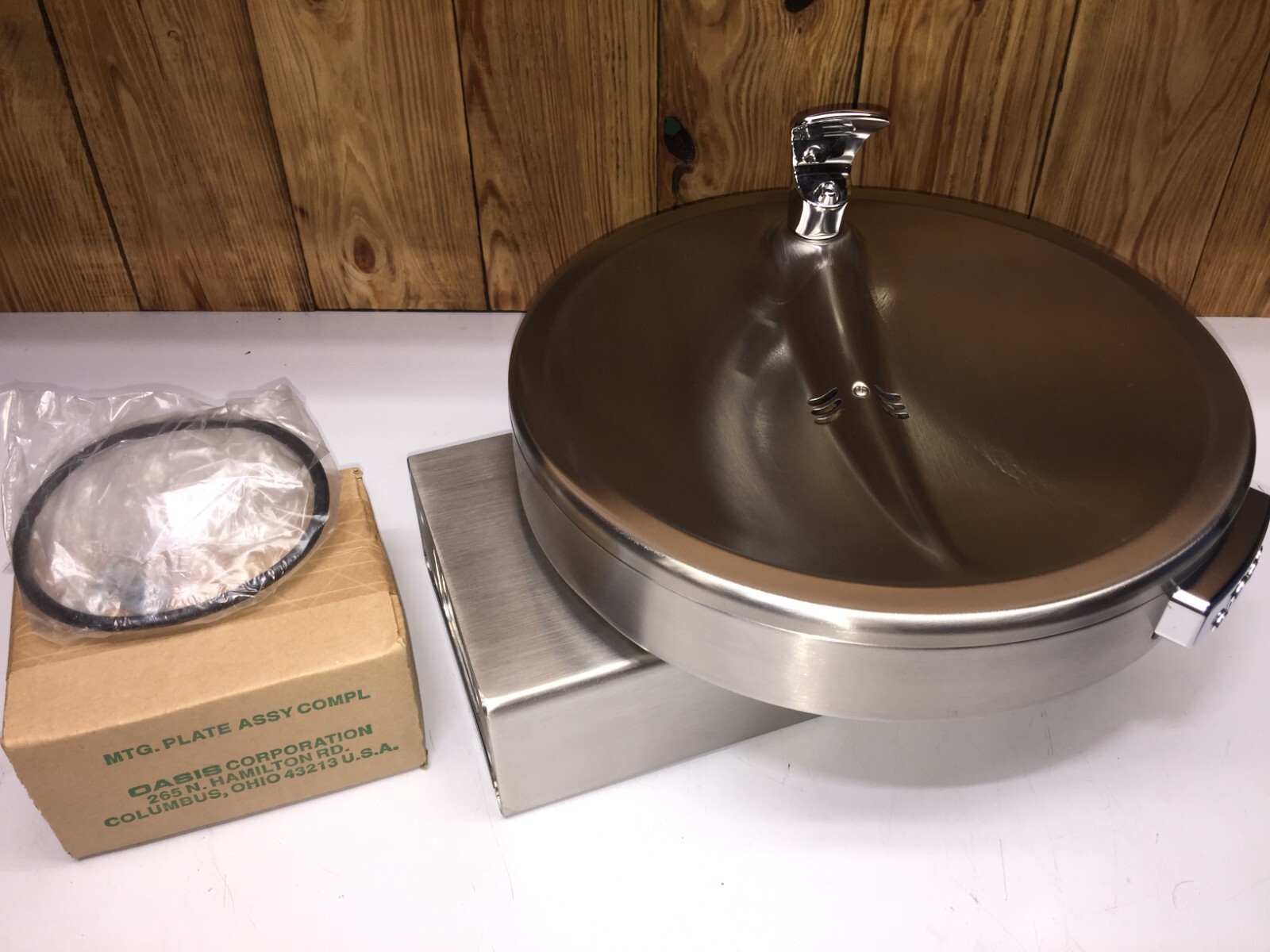 Oasis Stainless Steel Wall-Mounted Drinking Water Fountain with seal & hardware